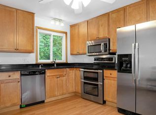 30 Jacqueline Rd APT F, Waltham, MA 02452