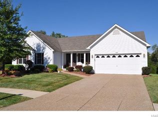 525 Hartford Valley Dr, Wentzville, MO 63385