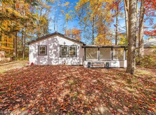 7375 Lakewood Rd, Lexington, MI 48450