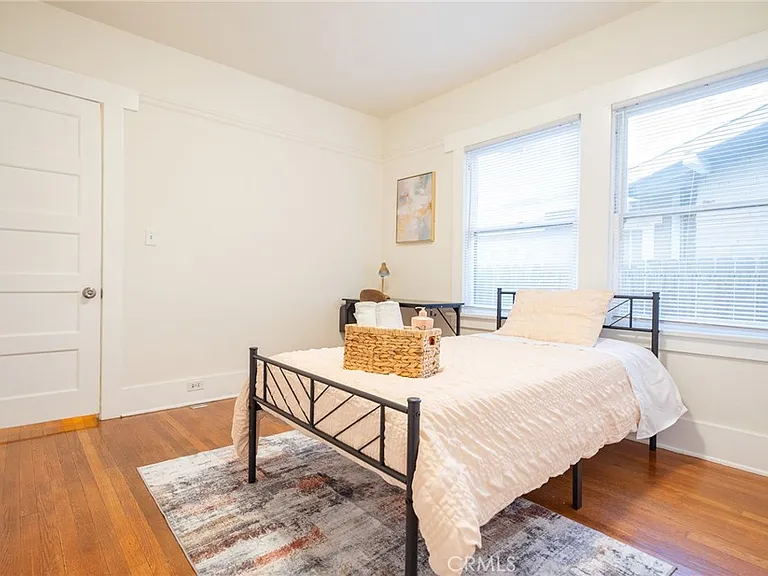 45 N Meridith Ave #45 — Photo 7