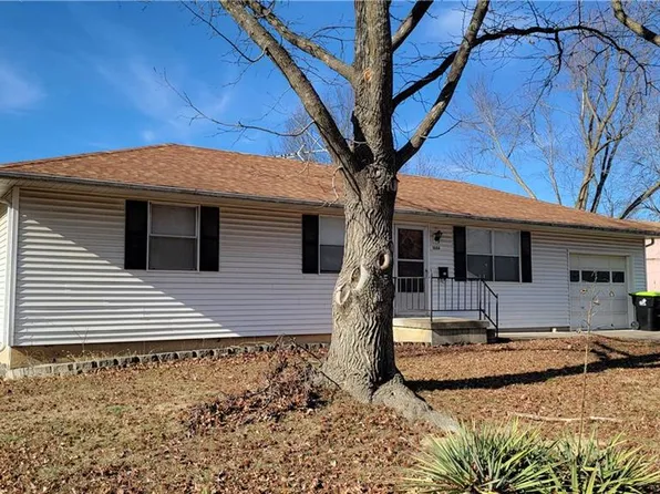 1604 S Vernon St, El Dorado Springs, MO 64744