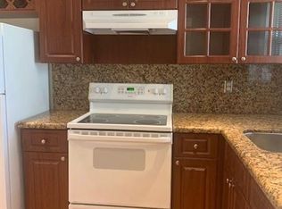 8101 N Sunrise Lakes Dr APT 101, Sunrise, FL 33322