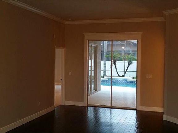 5th image of 2149 Tall Oak Dr