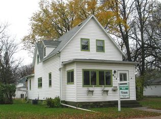 615 5th Ave S, Grand Forks, ND 58201