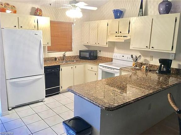 5th image of 13170 White Marsh Ln APT 201