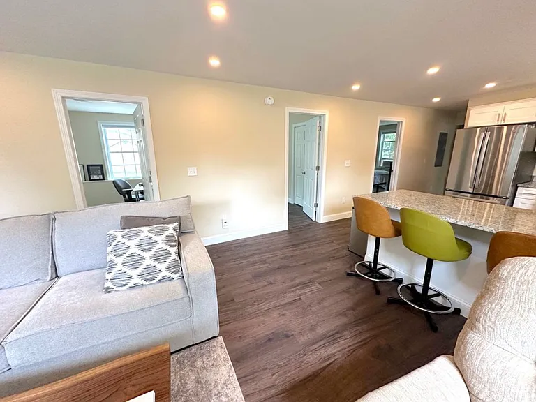 15 Melvin Ave #101 — Photo 6
