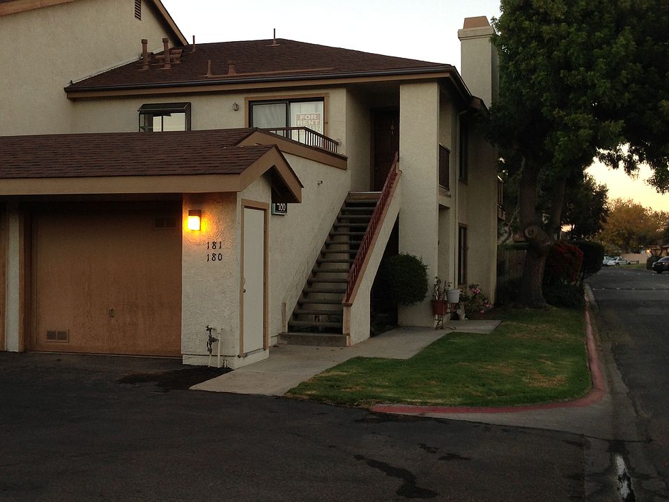 1st image of 181 Village Circle Dr