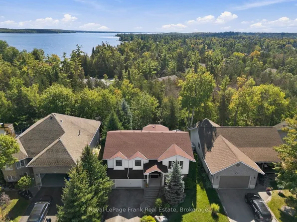 62 Cedartree Ln, Kawartha Lakes, ON K0M 1A0