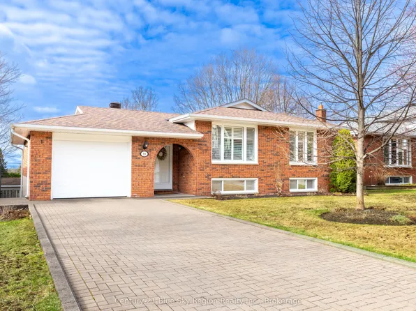 18 Riddle Ct, North Bay, ON P1B 8S6