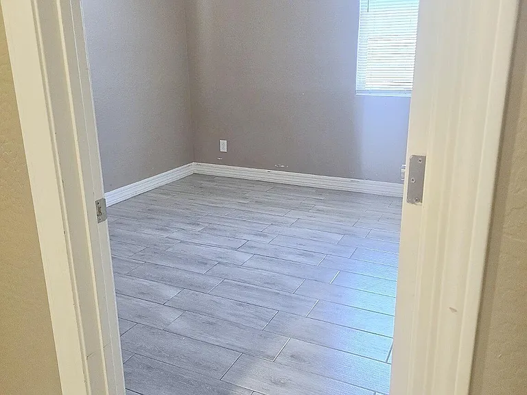 16792 W Gwen St — Photo 14