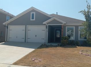 1300 Redpine Dr, Fort Worth, TX 76140