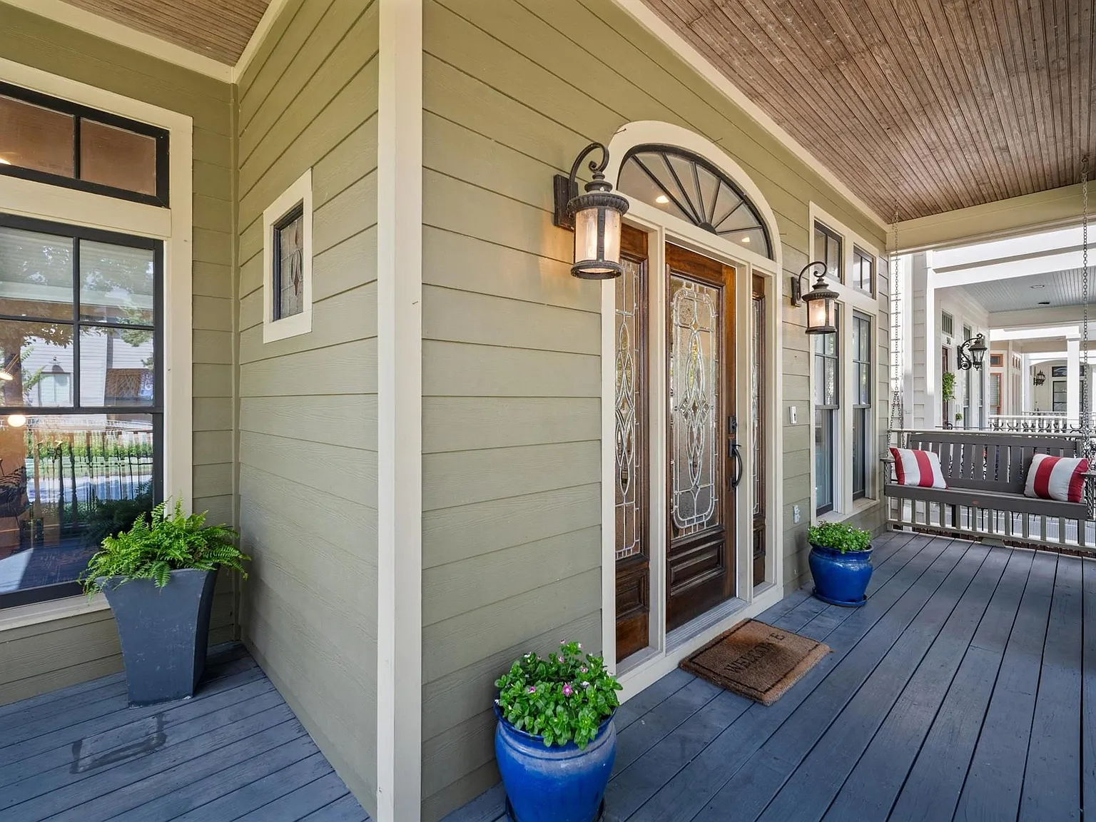 3 bed, 3.5 bath, 2900 sqft, $8,000 — Photo 4