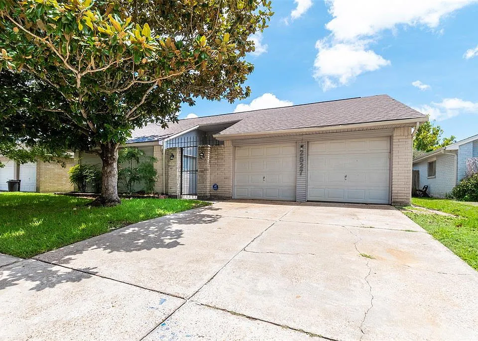 2527 Colonial Ridge Dr