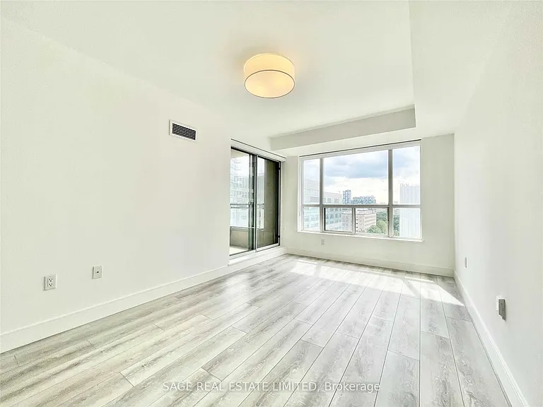 887 Bay St #1408 — Photo 7