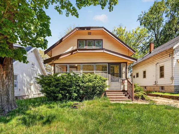 335 Dickinson St SW, Grand Rapids, MI 49507