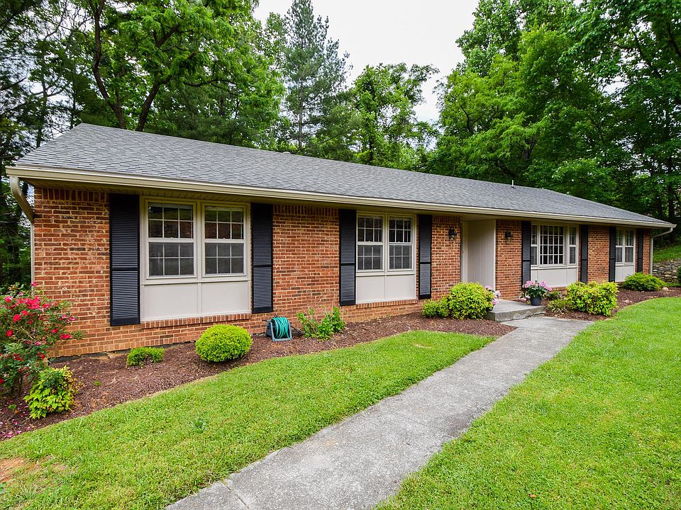 1st image of 3422 Lakeland Dr