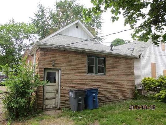 2nd image of 3246 Saint Bernard Dr