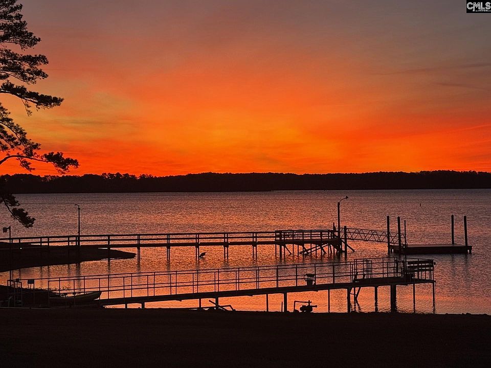 1st image of 472 Wilson Landing Rd