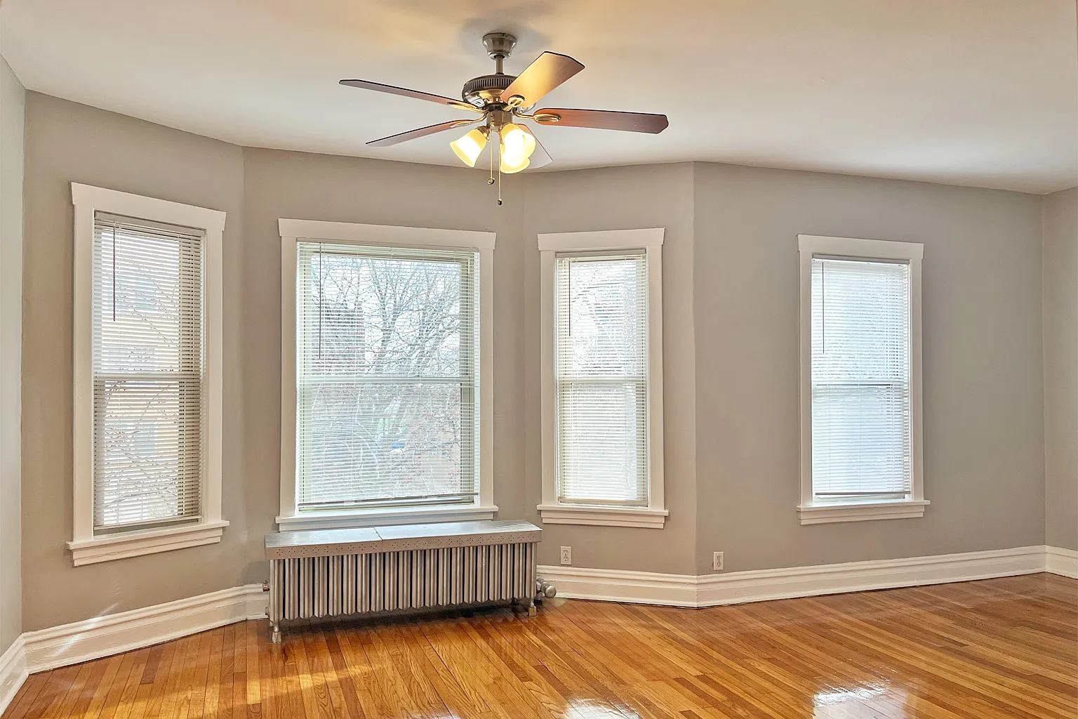 252 Washington Blvd. — Photo 3