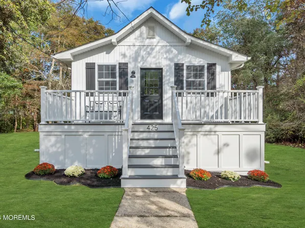 425 Wheaton Avenue, Bayville, NJ 08721