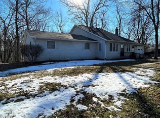 2266 County Road 2355, Moberly, MO 65270