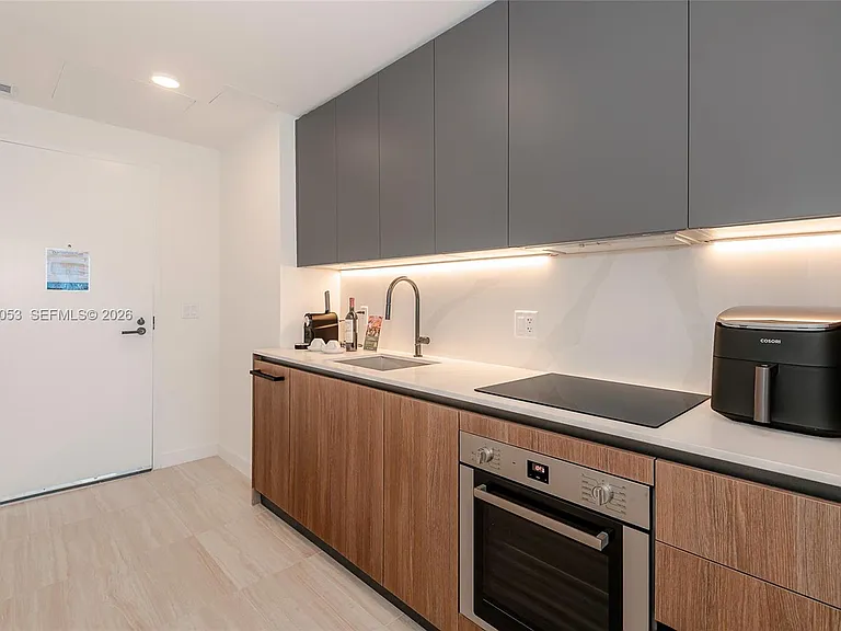 580 72nd St #1008 — Photo 26