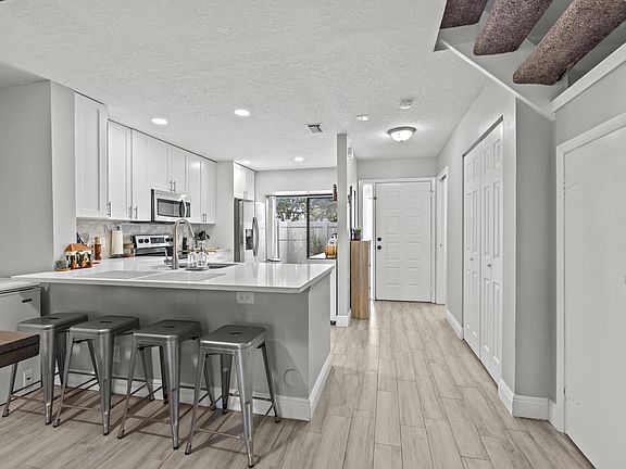 4th image of 4807 NW 22nd Street #4807