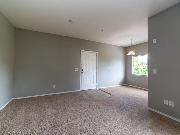 4th image of 2811 Hunter Lake Way APT 211