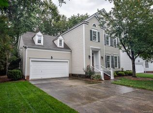 7717 Rathlin Ct, Charlotte, NC 28270