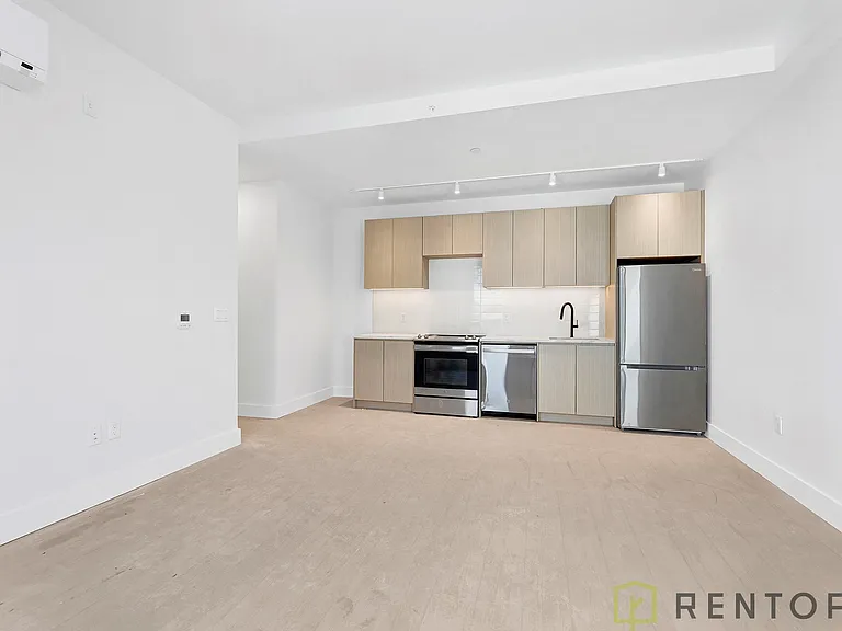 1634 Flatbush Ave #654 — Photo 4
