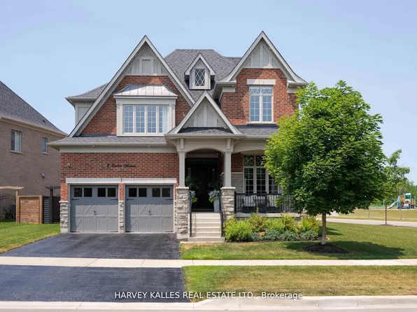 4 Larkin Ave, King, ON L7B 0N8