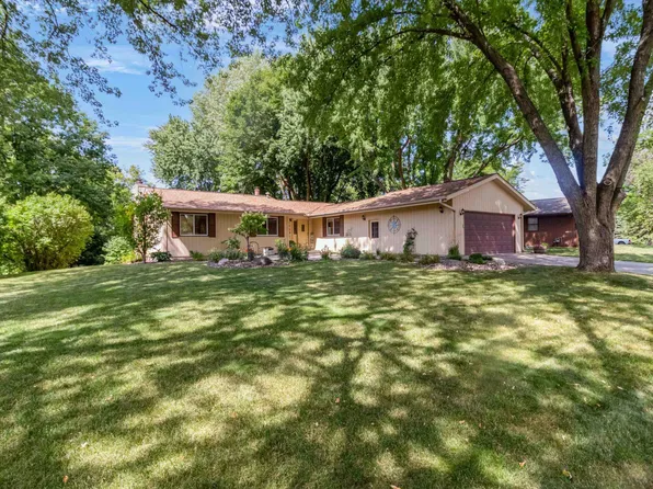 17801 Jaguar Path, Lakeville, MN 55044