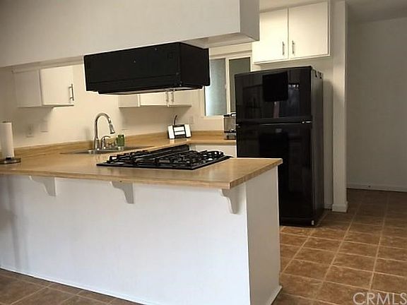 4th image of 26988 Hibiscus St