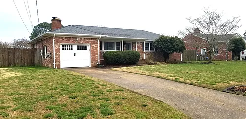 1032 Patrick Henry Way Photo 1