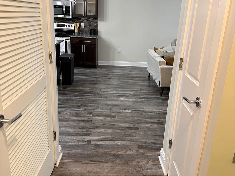 6400 Jefferson St #206 — Photo 8