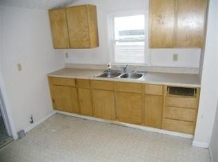 71 Union Ave, Buckeye Lake, OH 43008