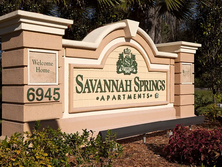 Savannah Springs Apartments — Photo 18