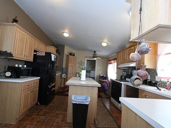 2nd image of 48646 Morgan Ln