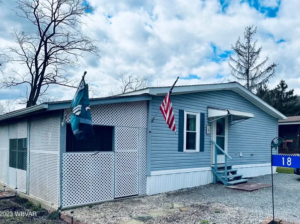 18 Bucktail Ave, Lock Haven, PA 17745
