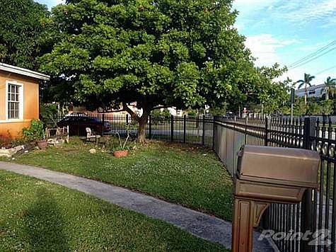 3rd image of 1241 NW 170th Ter
