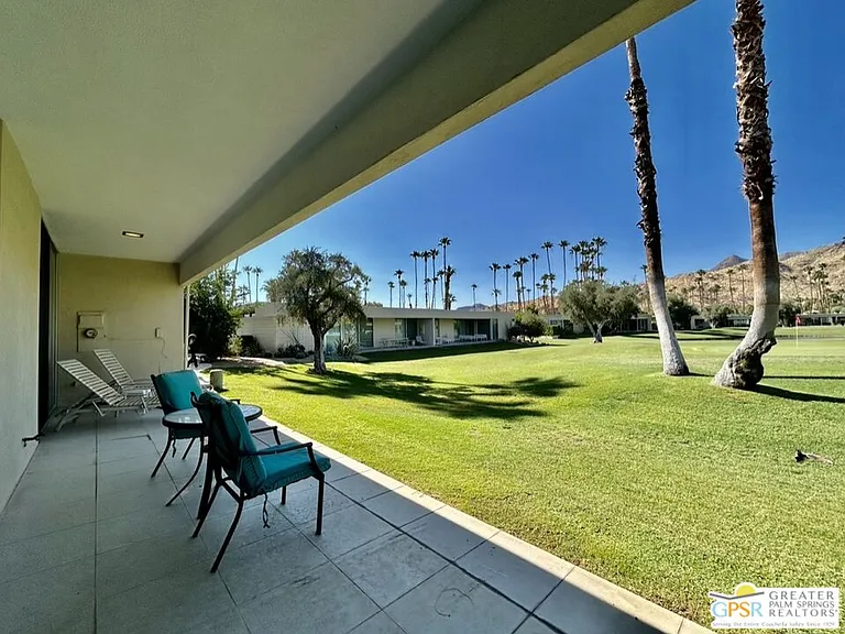 197 Desert Lakes Dr — Photo 48
