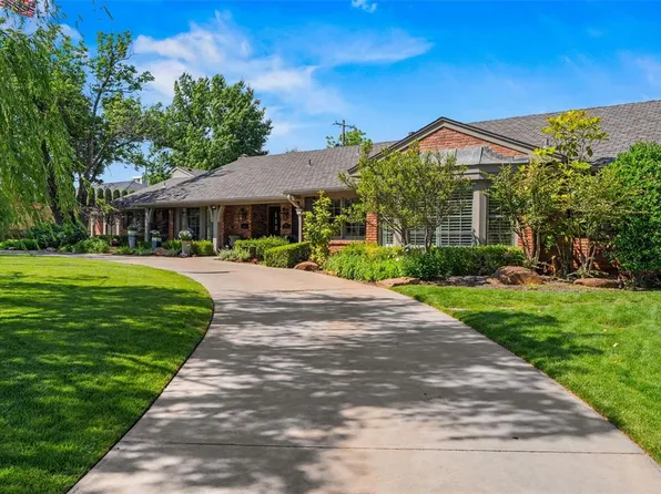 1603 Dorchester Dr, Nichols Hills, OK 73120