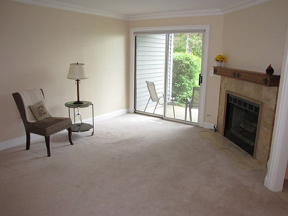 3rd image of 2260 Petworth Ct Unit 102B
