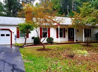 39510 Thomas Dr, Mechanicsville, MD 20659