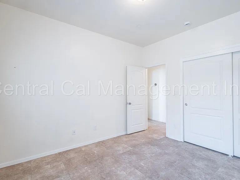 602 Voorhies Ln — Photo 10