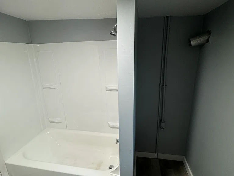 650 Stevenson Ave — Photo 8