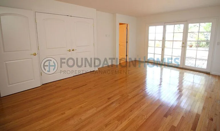 160 Kaden Dr — Photo 8