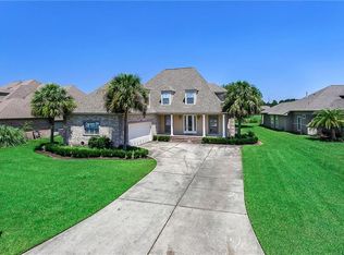 457 E Honors Point Ct, Slidell, LA 70458
