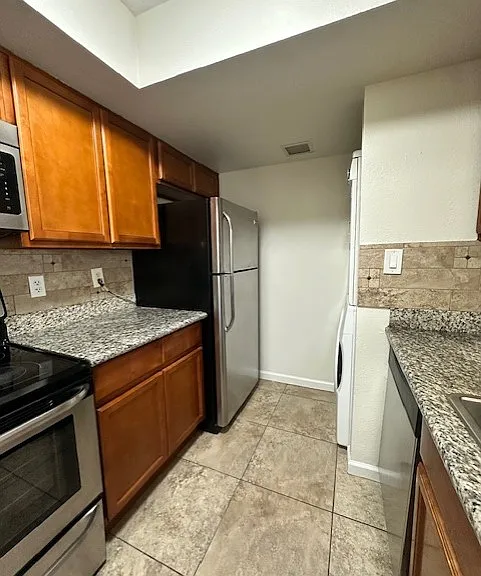 Cedar Creek Condominiums — Photo 54