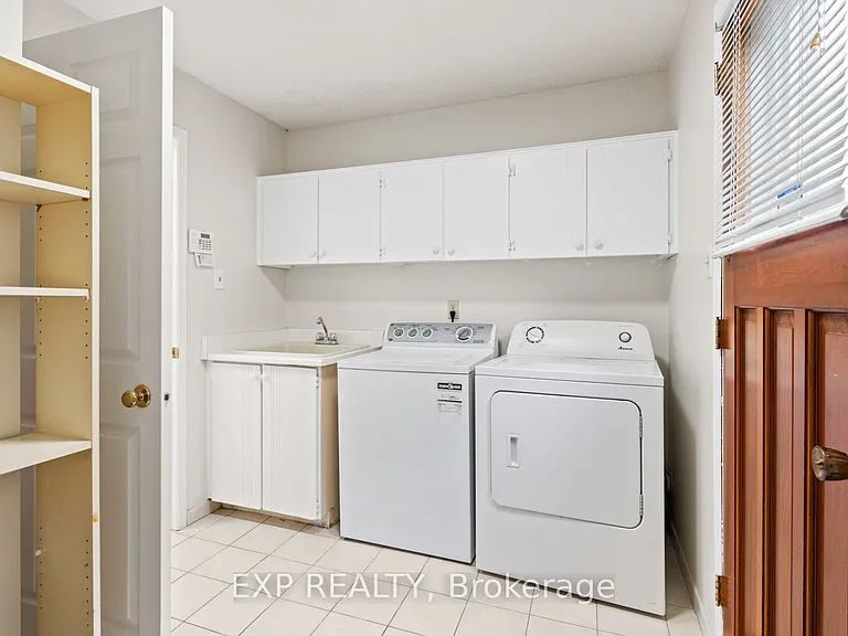 61 Dundee Cres #MAIN — Photo 14
